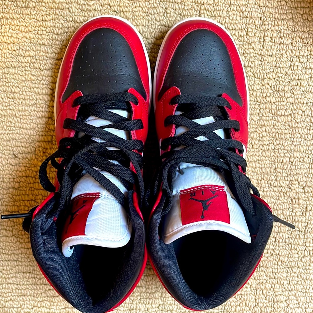 JORDAN 1 MID CHICAGO BLACK-TOE